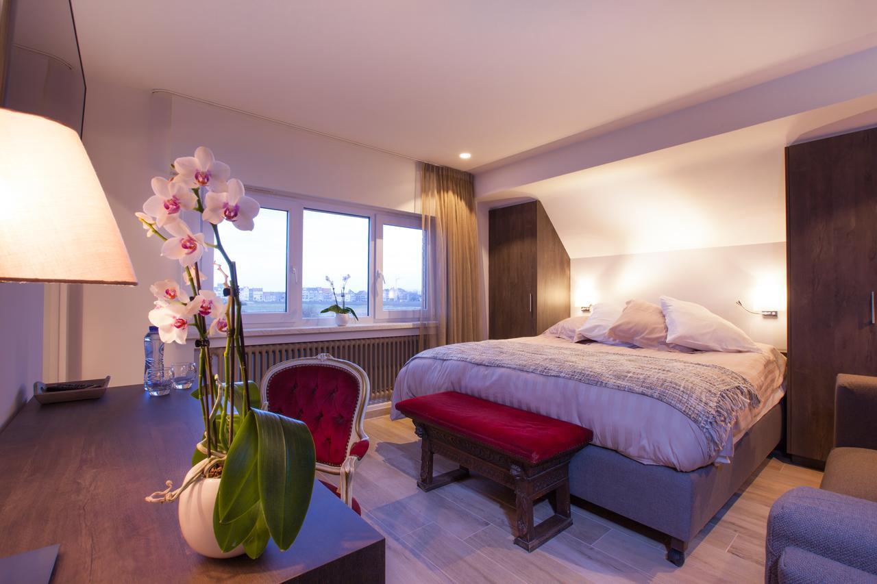 Sable D'O -Vlak Aan De Zee- Bed & Breakfast Mariakerke  Bagian luar foto